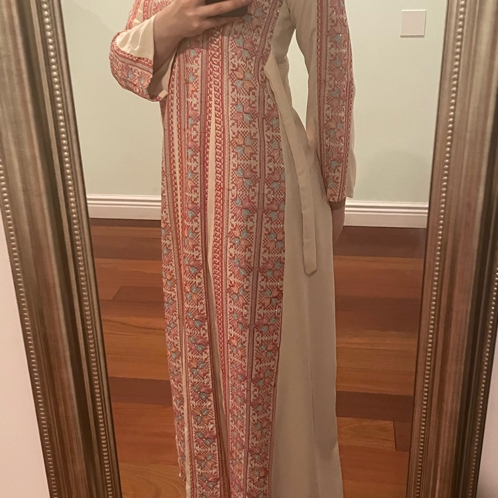 New Beautiful Palestinian thobe/dress